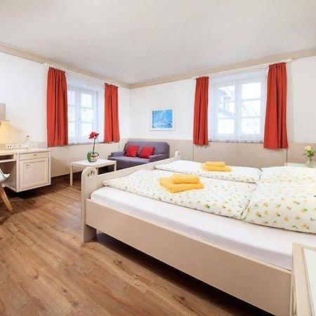 Hotel Und Gasthof Zur Laute Миндельхайм Экстерьер фото